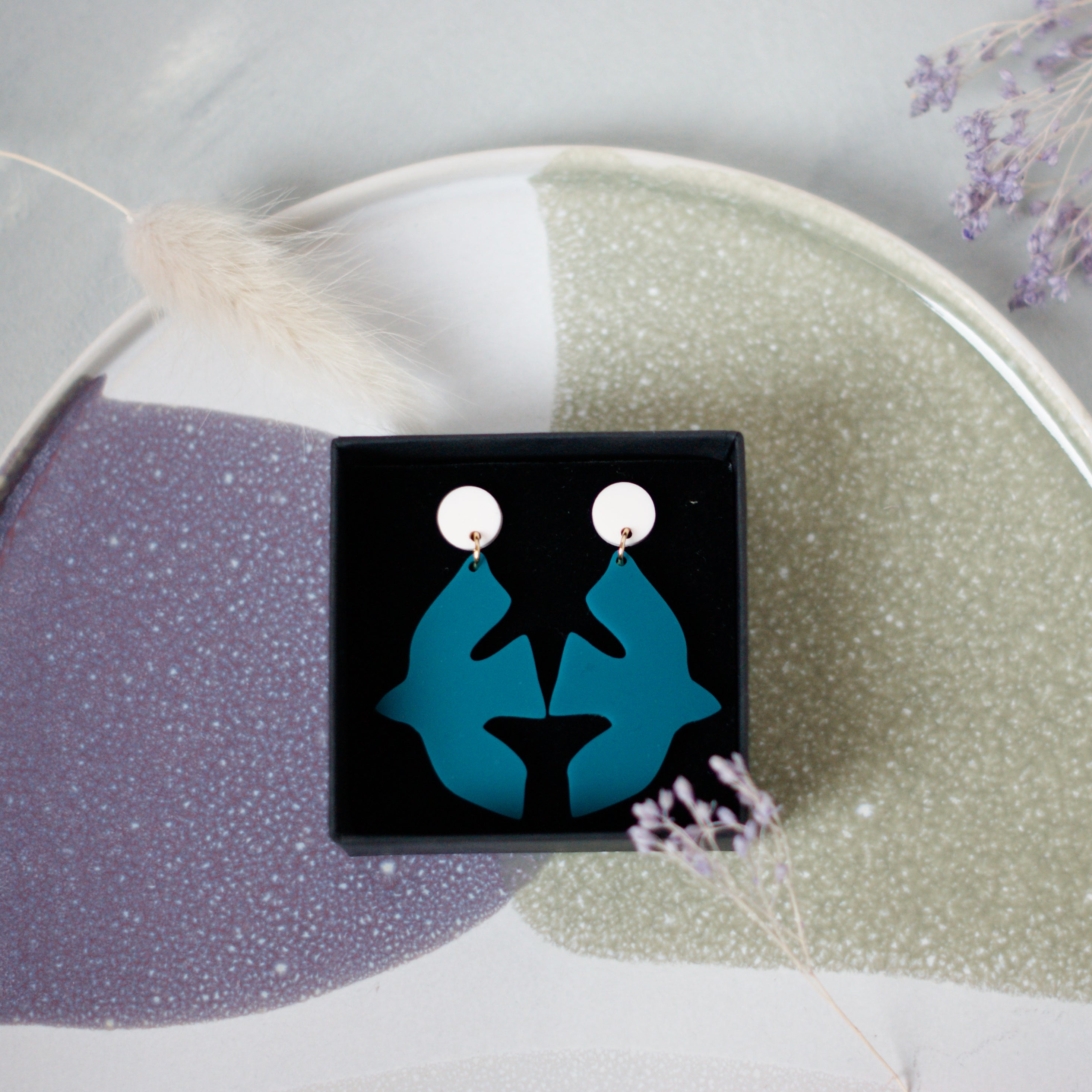 BIRDIE Petrol/Weiß - Ohrringe aus Acryl