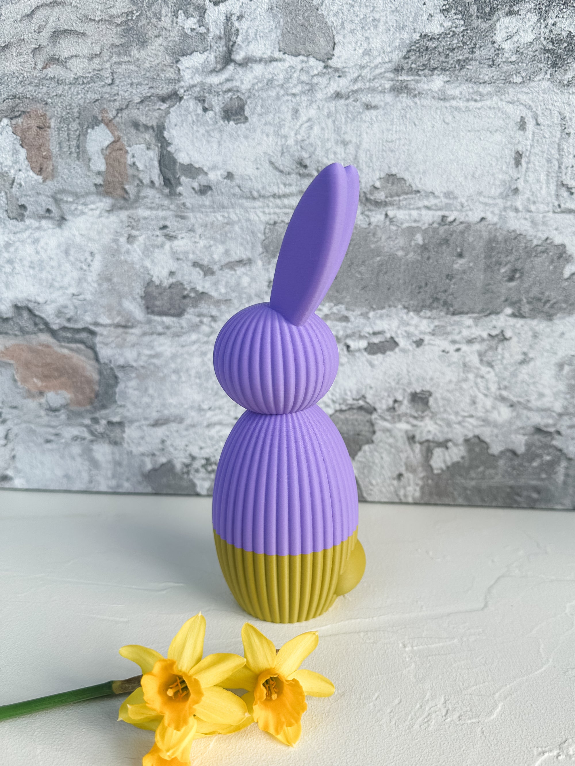Osterhase 17 cm Lavendel-Lila/Schlammgrün
